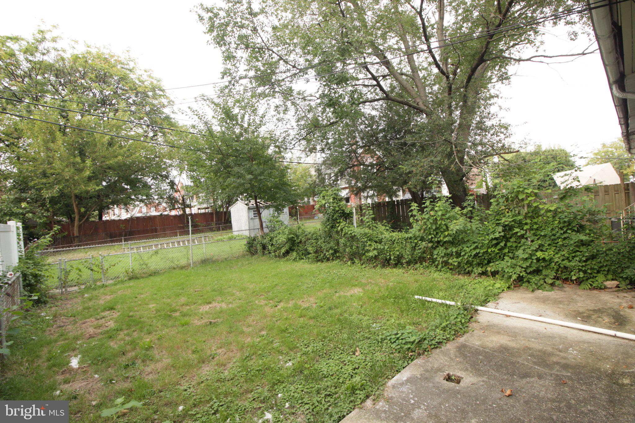 618 Post Road Marcus Hook, PA 19061 - Photo 29 of 33 Backyard