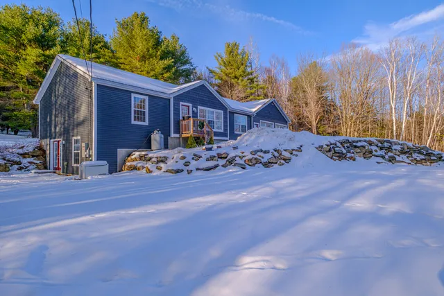 $424,900 | 159 Bisco Road, Paris, ME 04281