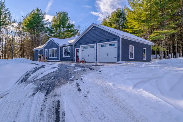 $424,900 | 159 Bisco Road, Paris, ME 04281