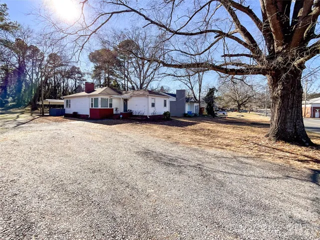 $215,000 | 1116 Montgomery Avenue, Albemarle, NC 28001