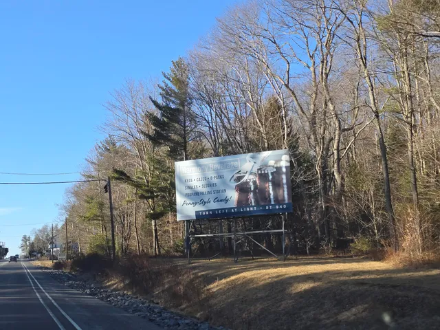 a view of a outdoor space