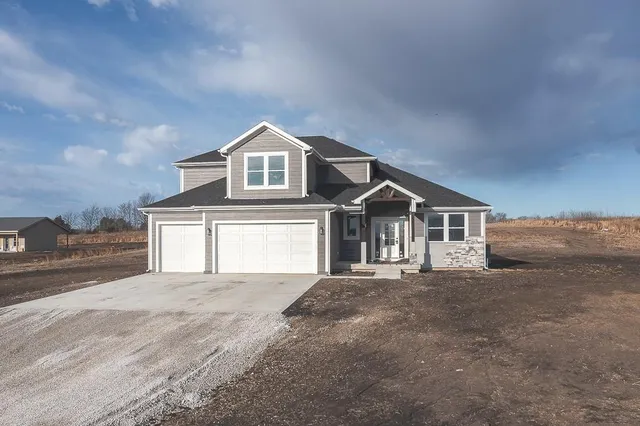 $789,950 | Lot 10 235th Street, Tonganoxie, KS 66086