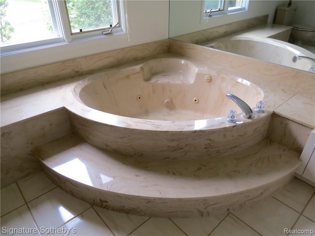 4550 Quarton Road Bloomfield Hills, MI 48302 - Photo 35 of 44 IMG_0357.jpg