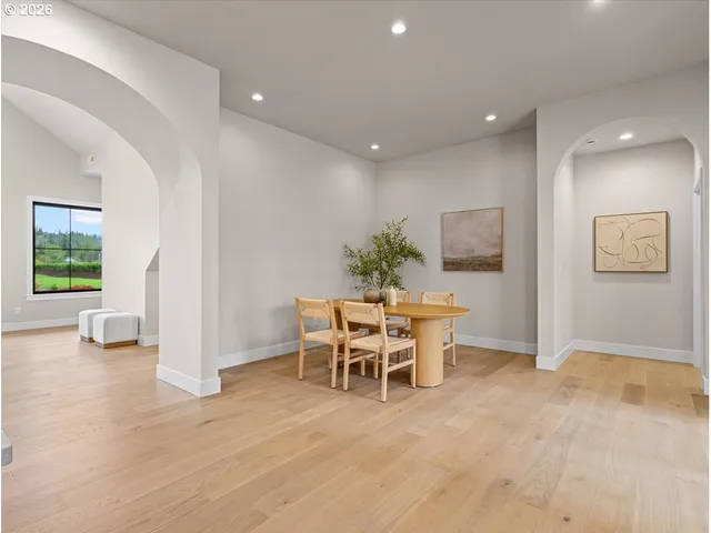 $1,625,000 | 26190 Highway 224, Eagle Creek, OR 97022