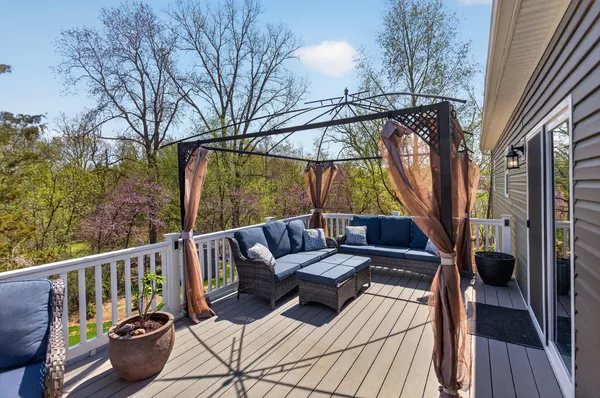 $499,900 | 14840 Killorglin Lane, Cement City, MI 49233