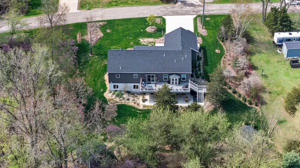 $499,900 | 14840 Killorglin Lane, Cement City, MI 49233