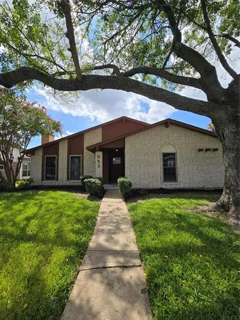 $2,500 | 553 Doral Place, Garland, TX 75043