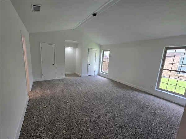 $2,500 | 553 Doral Place, Garland, TX 75043