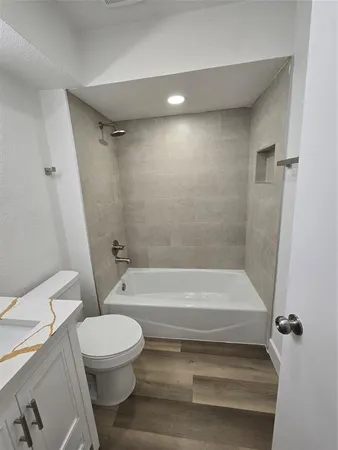 $2,500 | 553 Doral Place, Garland, TX 75043