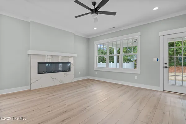 $437,500 | 406 Summit Street, Aberdeen, NC 28315