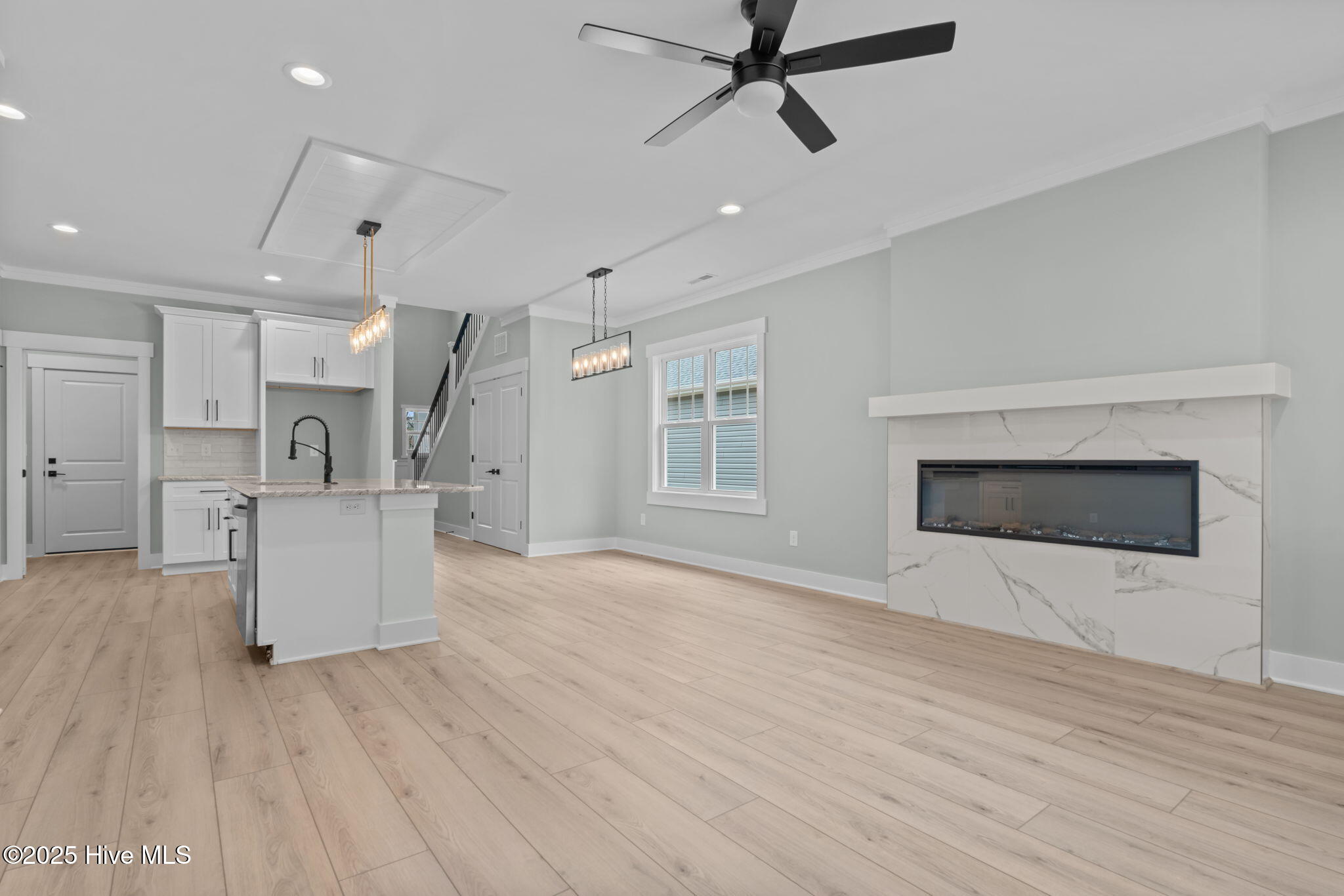 406 Summit Street Aberdeen, NC 28315 - Photo 8 of 40 16-web-or-mls-DSC07806