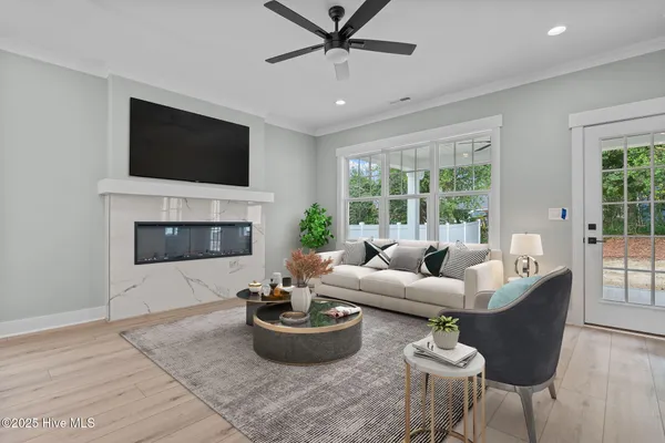 $437,500 | 406 Summit Street, Aberdeen, NC 28315