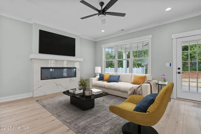 $447,500 | 406 Summit Street, Aberdeen, NC 28315