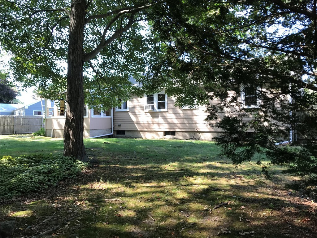 22 Glenbrook Road Warwick, RI 02889 - Photo 12 of 12