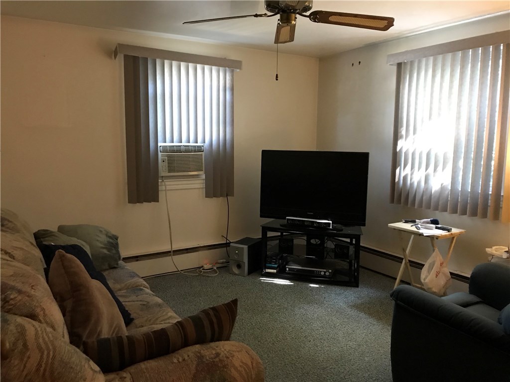 22 Glenbrook Road Warwick, RI 02889 - Photo 10 of 12