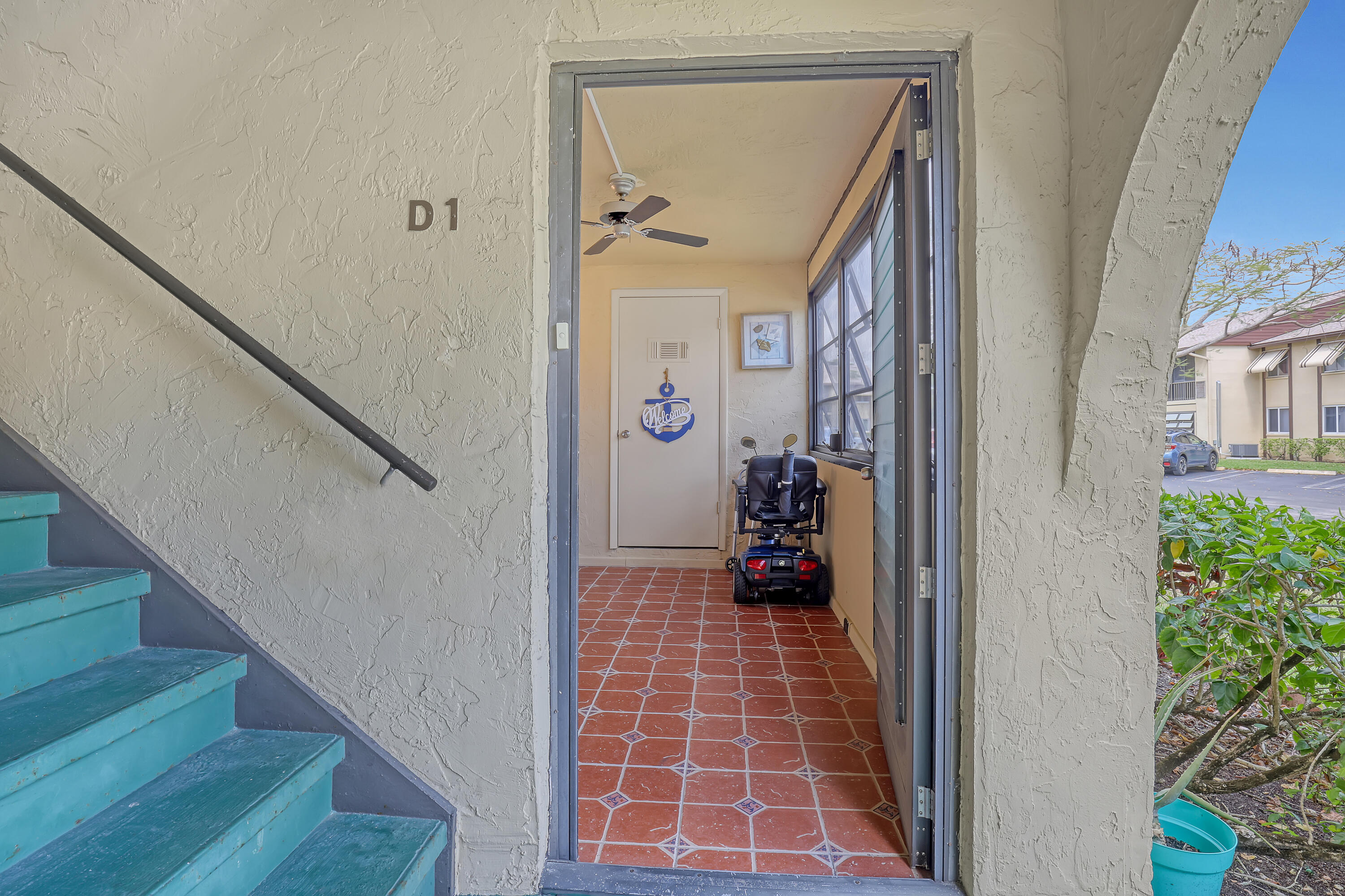 339 Pine Ridge Circle, Unit D1 Greenacres, FL 33463 - Photo 4 of 56 339 Pine Ridge #D1 (6)