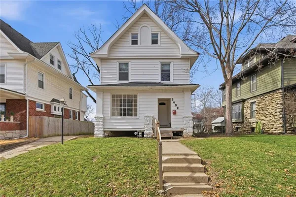 $315,000 | 3632 Virginia Avenue, Kansas City, MO 64109
