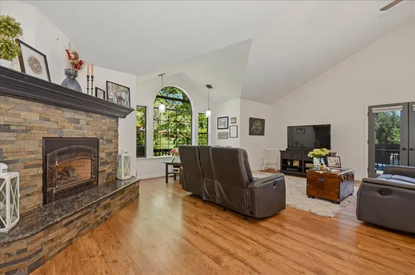 $875,000 | 320 Gopher Flat Road, Sutter Creek, CA 95685