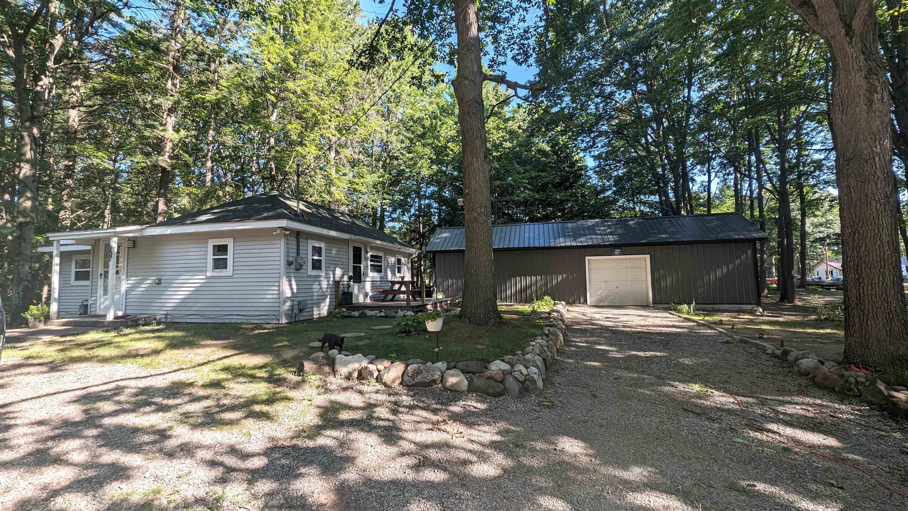 957 Ranch Road Indian River, MI 49749 - Photo 1 of 17