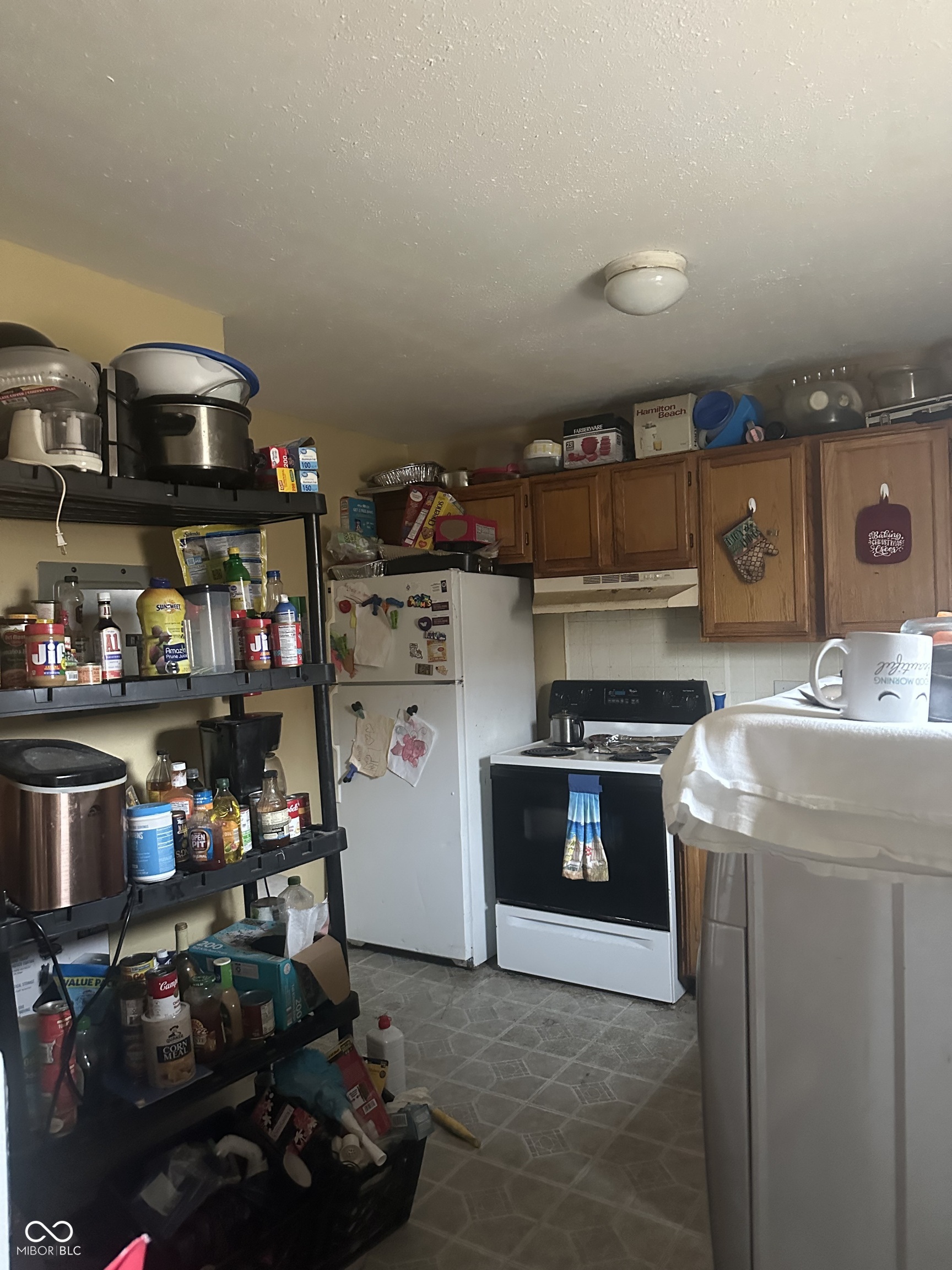 6037 Dickson Road Indianapolis, IN 46226 - Photo 5 of 27 Gallery Image 5
