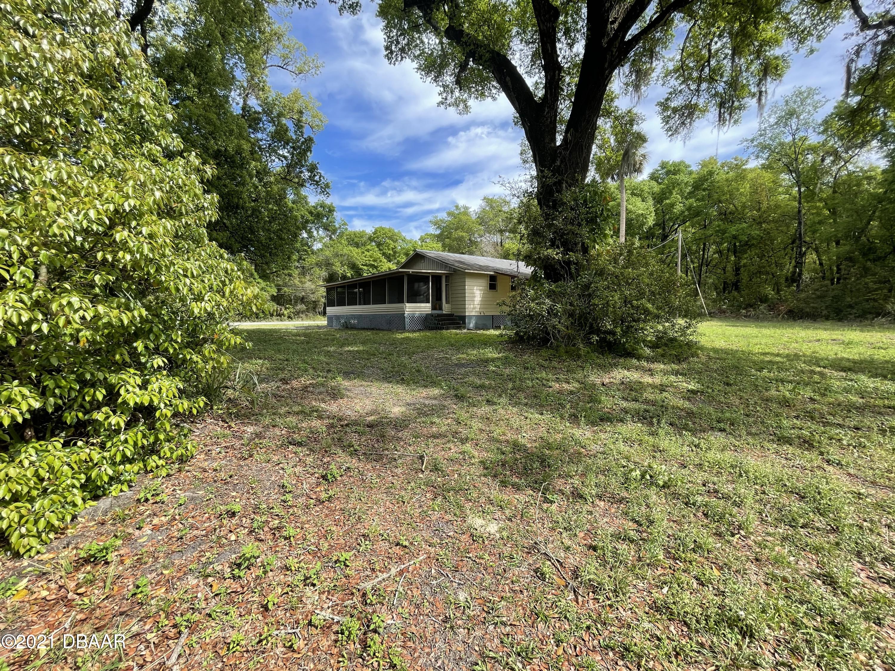 1049 Emporia Road Pierson, FL 32180 - Photo 11 of 13 F3A2B086-F52B-4309-A145-B08C4F032D7D