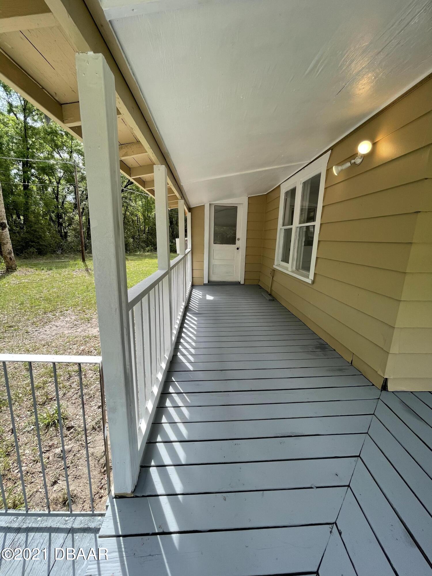 1049 Emporia Road Pierson, FL 32180 - Photo 7 of 13 B5E73EA1-713A-4E2A-BD48-790A1B8E31CC