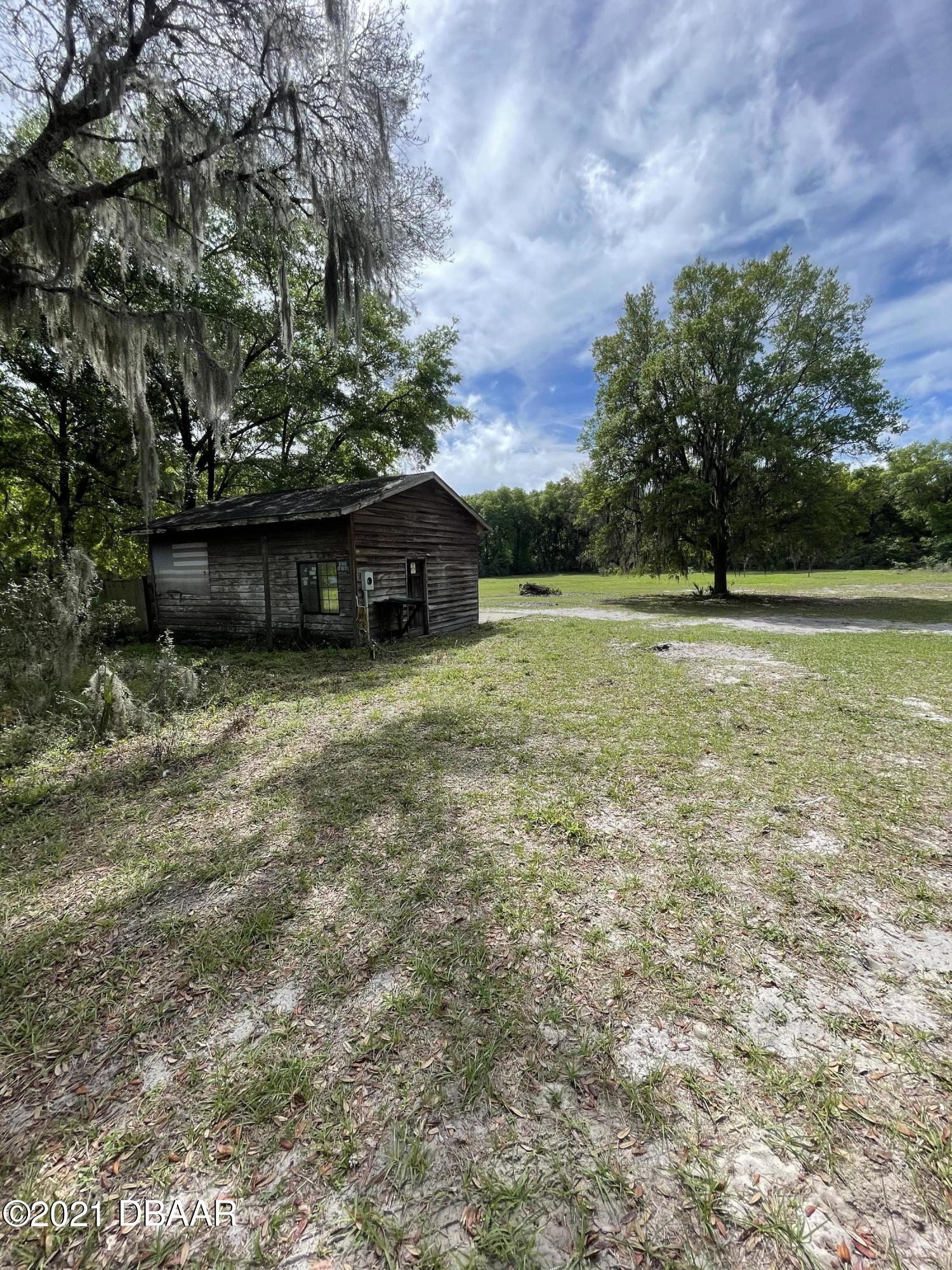 1049 Emporia Road Pierson, FL 32180 - Photo 8 of 13 C291C087-40B4-4B7F-BB13-338EDB644F01