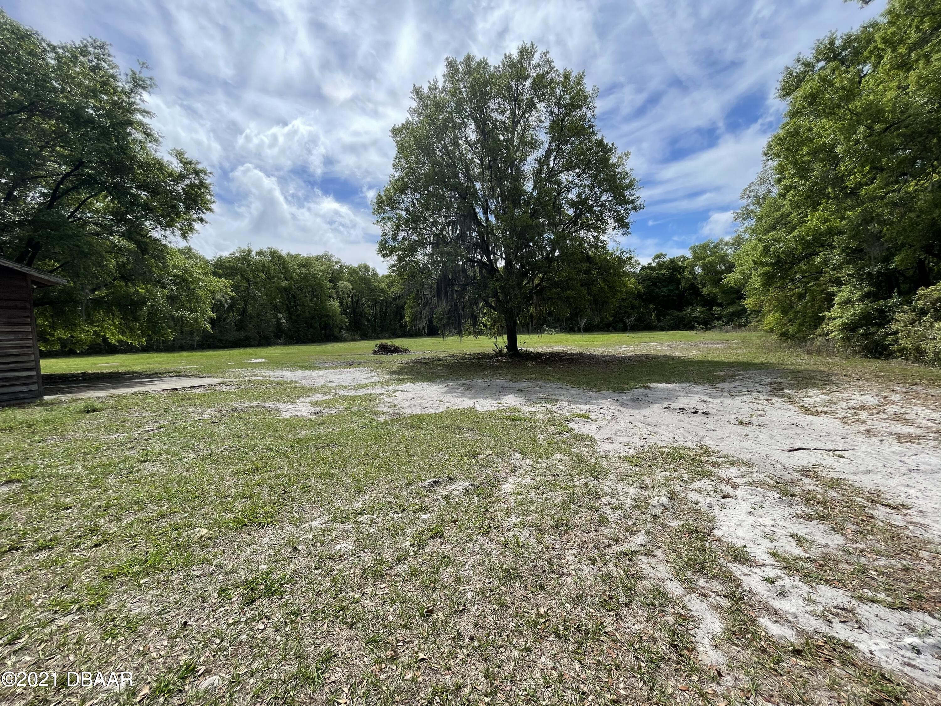 1049 Emporia Road Pierson, FL 32180 - Photo 10 of 13 3691C01A-2E14-4E7D-A14F-8395D4AF3A84