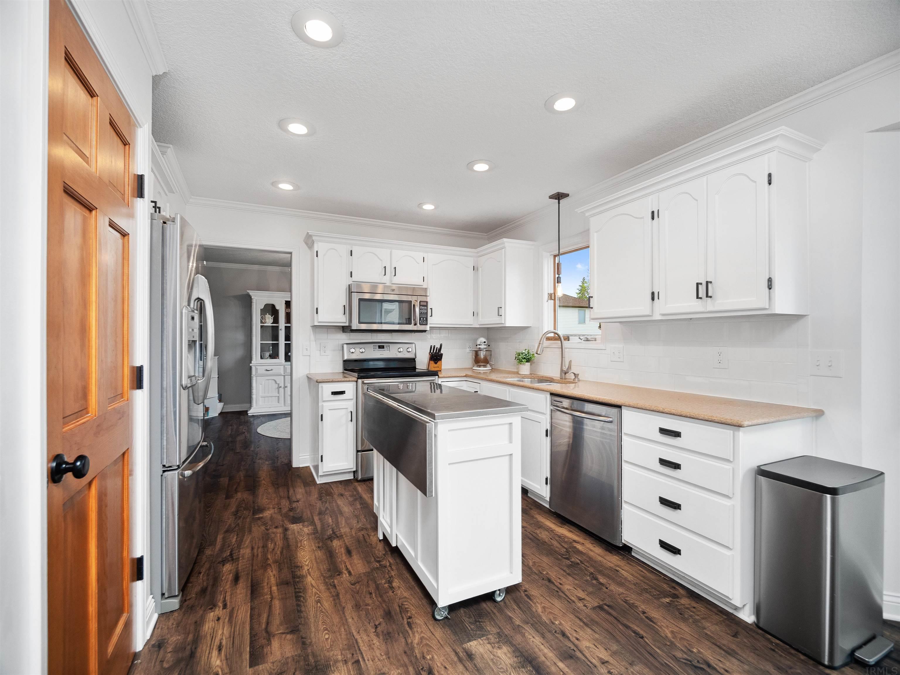 2918 Sweet Cider Road Fort Wayne, IN 46818 - Photo 17 of 35