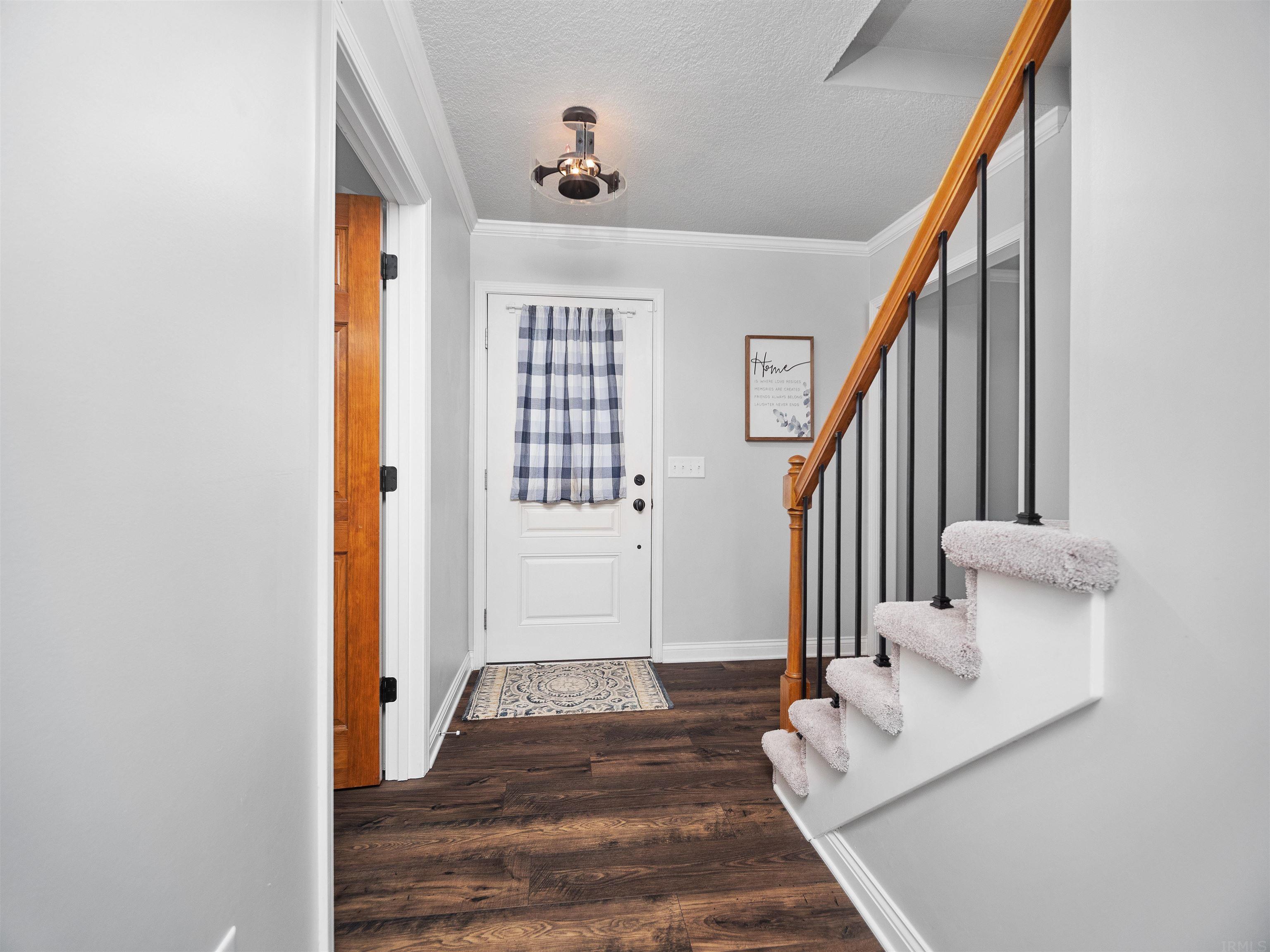 2918 Sweet Cider Road Fort Wayne, IN 46818 - Photo 9 of 35