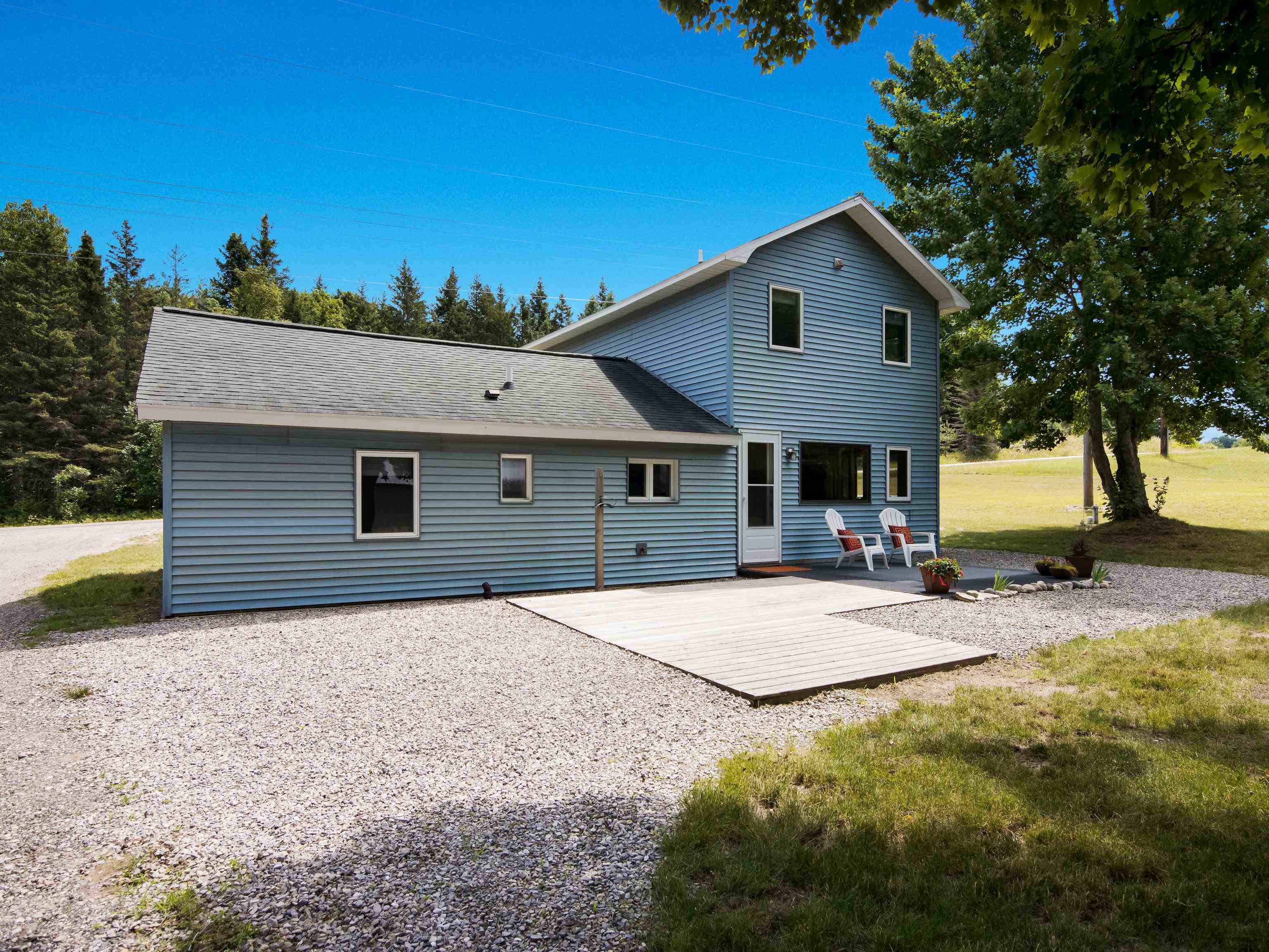 6274 Swamp Road Frankfort, MI 49635 - Photo 5 of 34