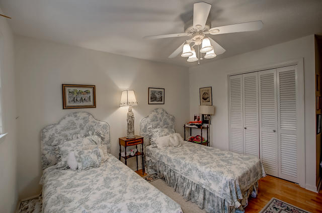 30 Manchester Road Charleston, SC 29407 - Photo 15 of 25 Upstairs Bedroom 2