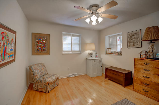 30 Manchester Road Charleston, SC 29407 - Photo 17 of 25 Upstairs Bedroom 3
