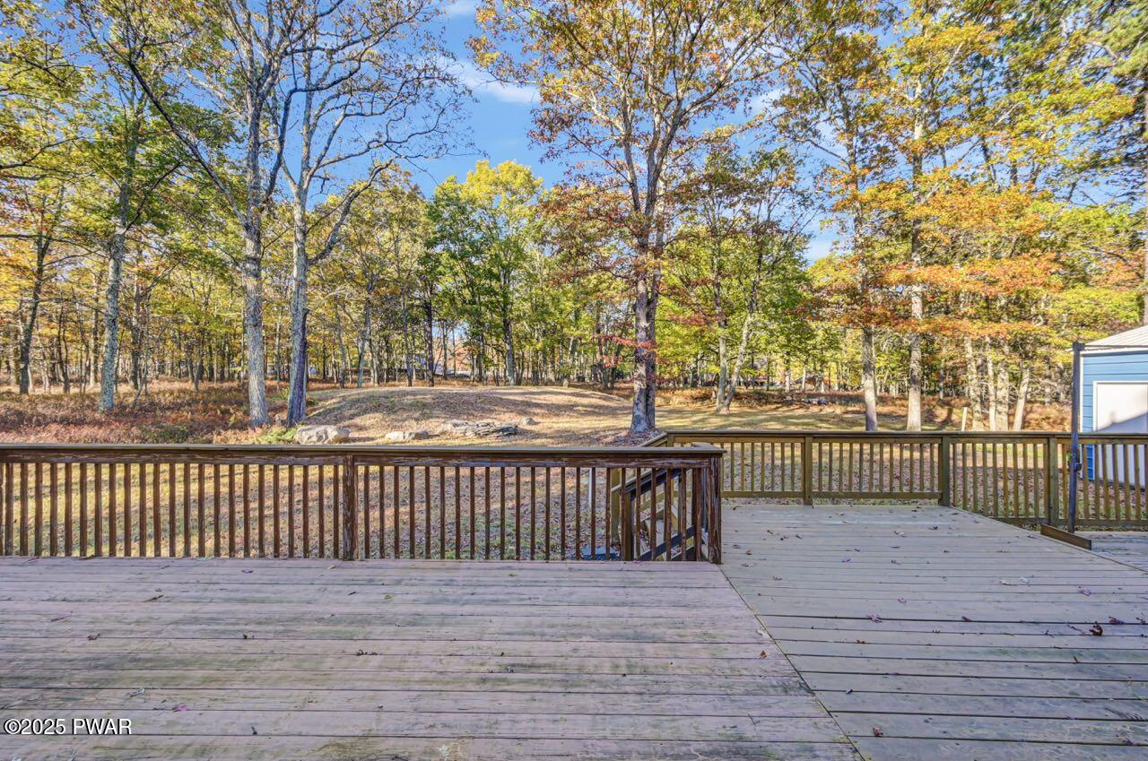 2124 Oaktree Lane Bushkill, PA 18324 - Photo 50 of 53