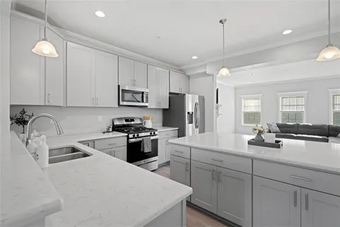 $347,500 | 209 Lockheed Drive, Coraopolis, PA 15108