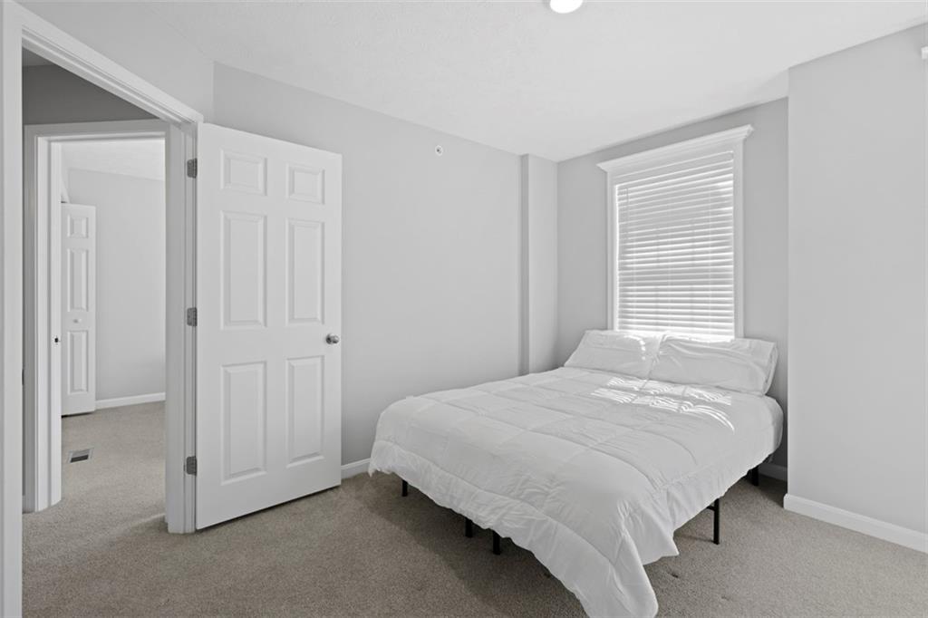 209 Lockheed Drive Coraopolis, PA 15108 - Photo 27 of 44