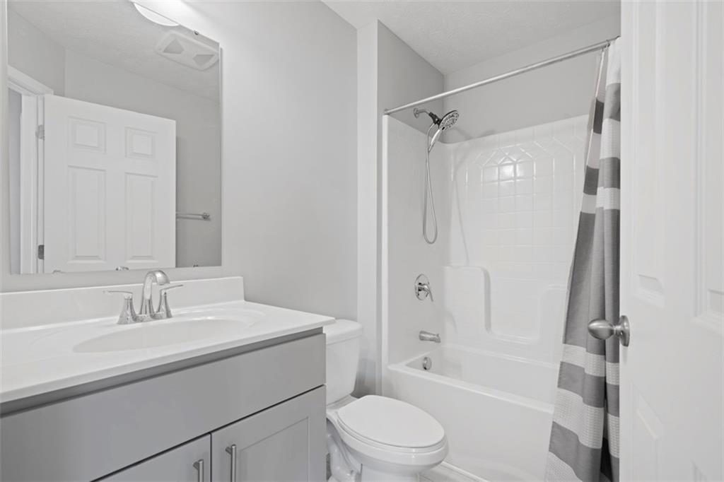 209 Lockheed Drive Coraopolis, PA 15108 - Photo 30 of 44