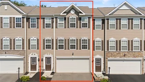 $347,500 | 209 Lockheed Drive, Coraopolis, PA 15108