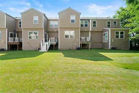 $347,500 | 209 Lockheed Drive, Coraopolis, PA 15108