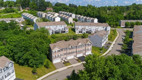 $347,500 | 209 Lockheed Drive, Coraopolis, PA 15108