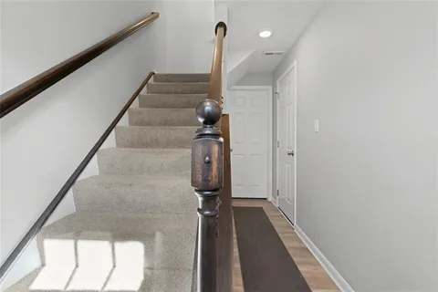 $347,500 | 209 Lockheed Drive, Coraopolis, PA 15108