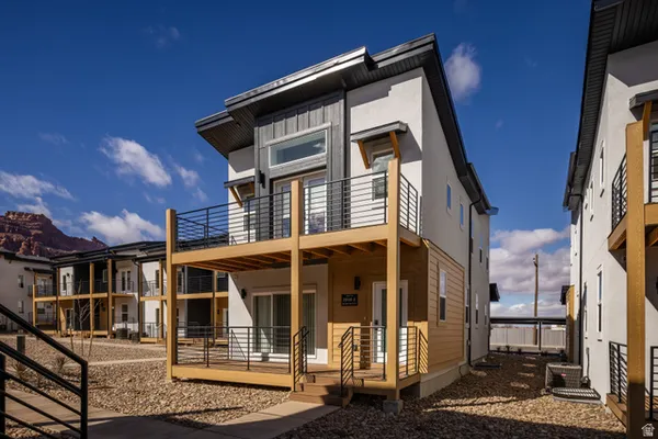 $999,000 | 2910 East Desert Sol Court, Moab, UT 84532
