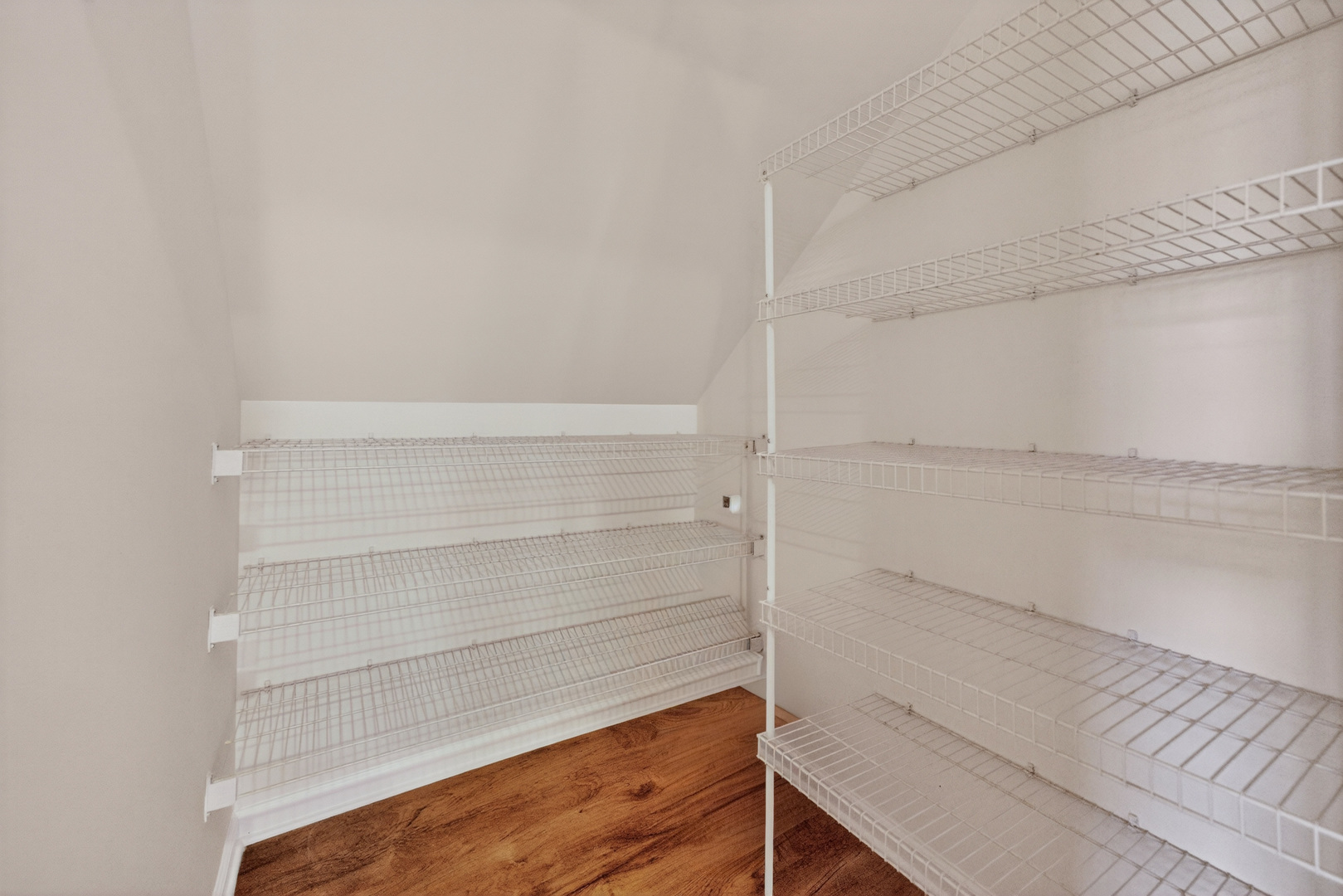446 Cromwell Circle, Unit 4 Bartlett, IL 60103 - Photo 9 of 18 a view of walk in closet