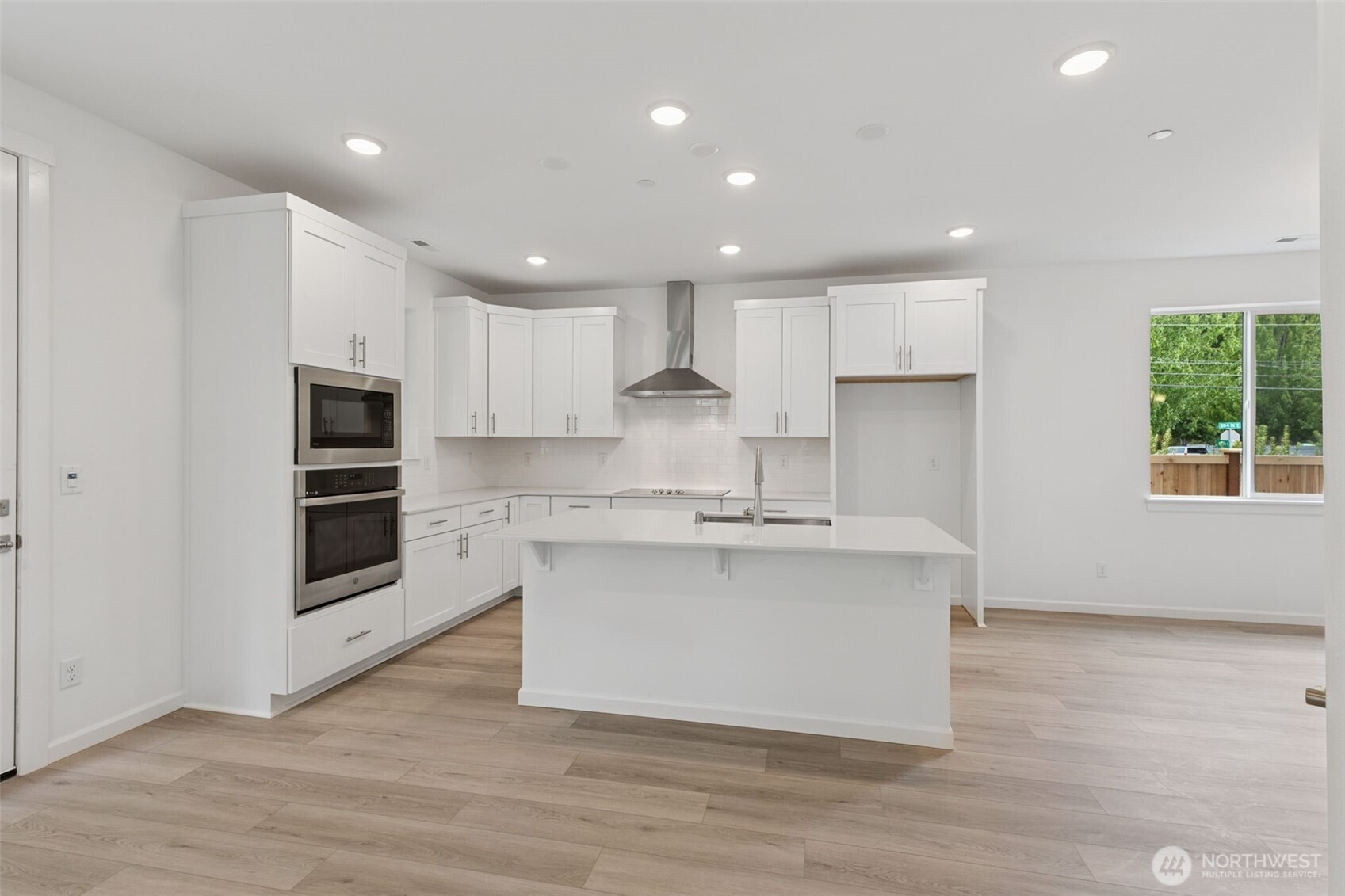 20404 97th Avenue East, Unit 1 Graham, WA 98338 - Photo 16 of 37