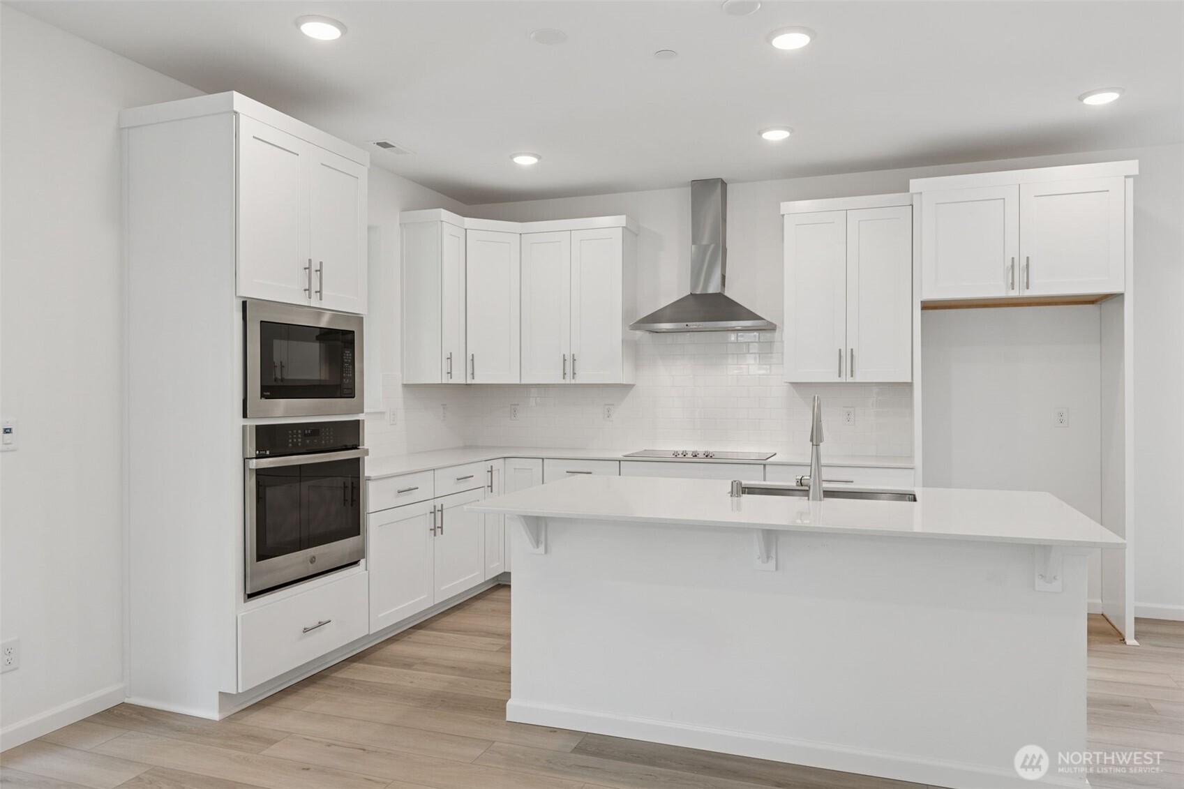 20404 97th Avenue East, Unit 1 Graham, WA 98338 - Photo 17 of 37