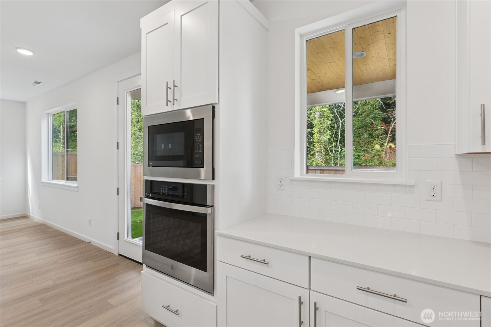 20404 97th Avenue East, Unit 1 Graham, WA 98338 - Photo 19 of 37