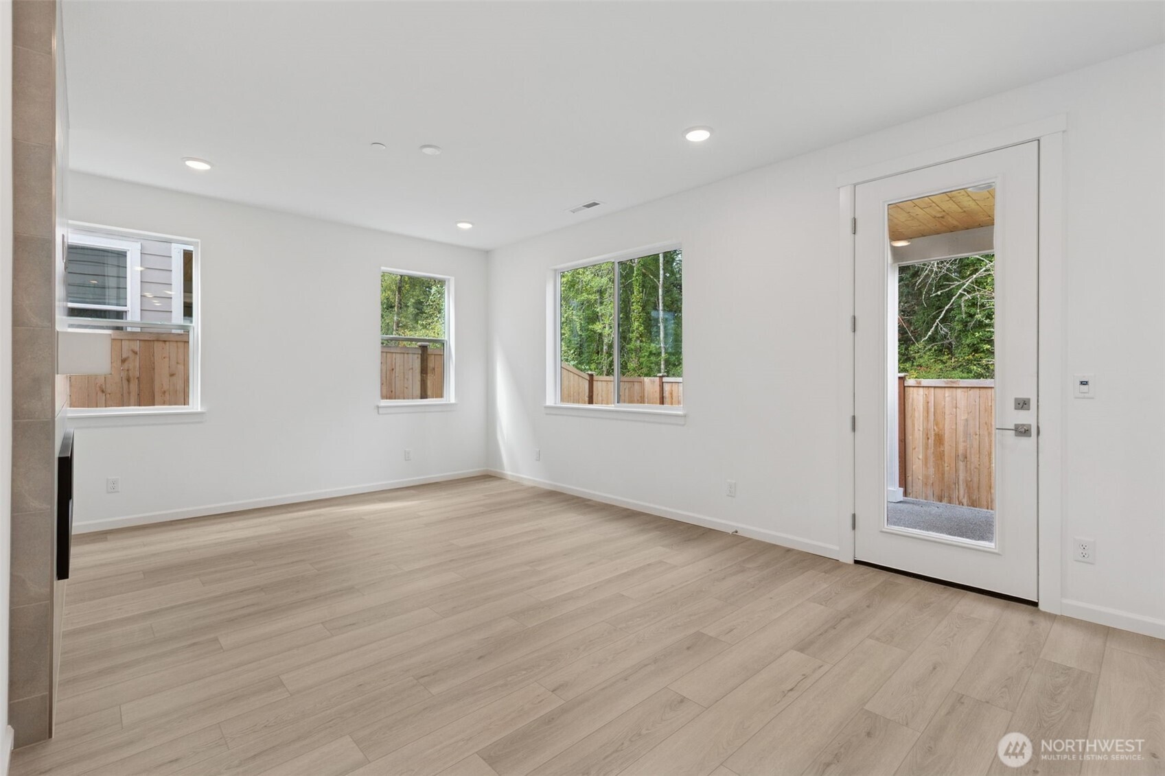 20404 97th Avenue East, Unit 1 Graham, WA 98338 - Photo 21 of 37