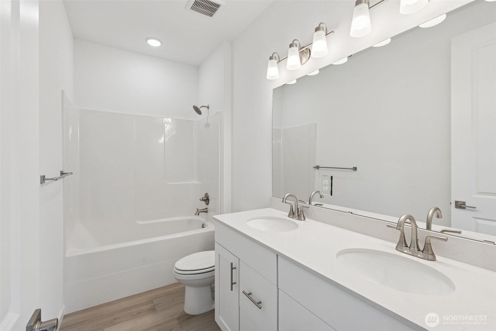 20404 97th Avenue East, Unit 1 Graham, WA 98338 - Photo 29 of 37