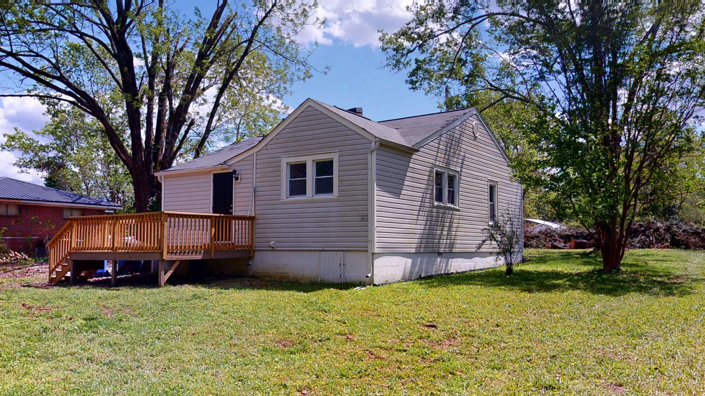 7523 Ziegler Road Chattanooga, TN 37421 - Photo 4 of 14 7523-Ziegler-Rd-Chattanooga-TN-37421-042