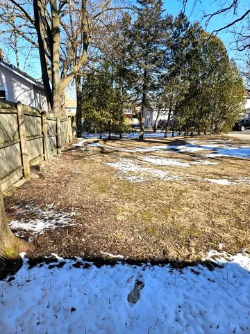 $149,000 | 1 Burtis Avenue, Highland Park, IL 60040